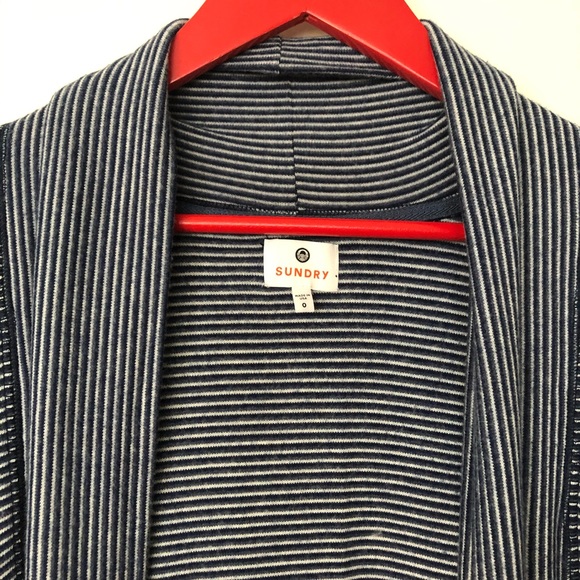 Maternity items in my Posh closet - Picture 9 of 12